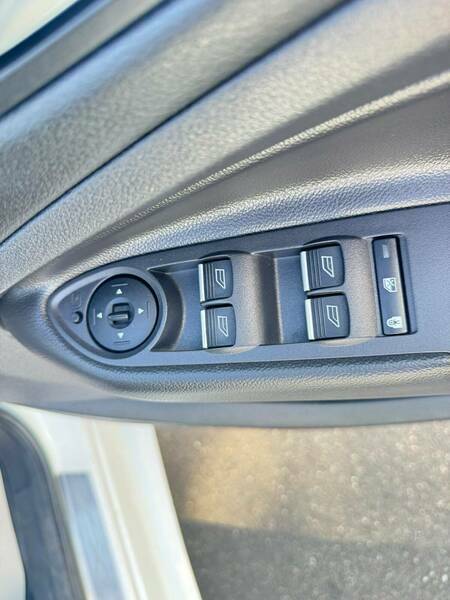 Ford Kuga Suv 2.0 Tdci Zetec 2Wd Euro 6 Ss 201565 Black #26