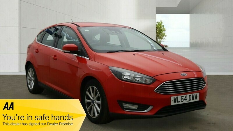 Ford Focus Titanium Red