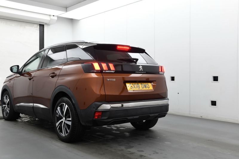 Peugeot 3008 S S Allure Brown #6
