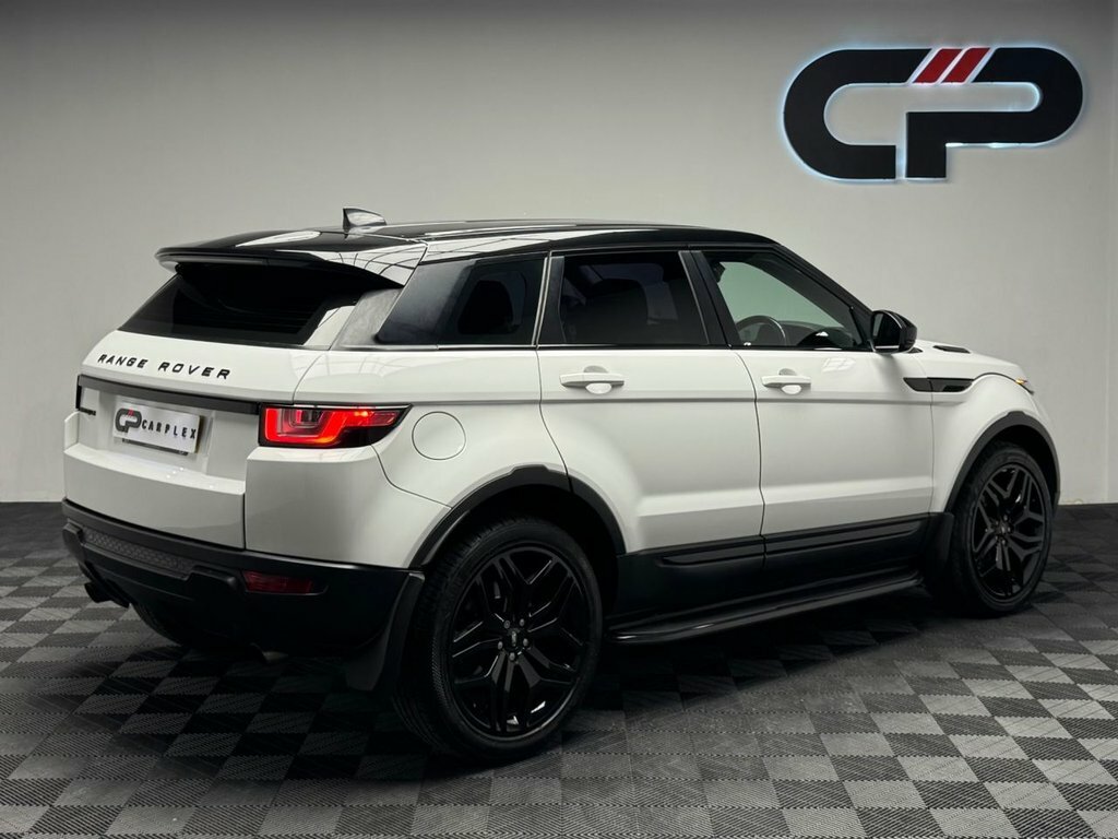 Land Rover Range Rover Evoque 2L Se Tech RY66NKJ White #2