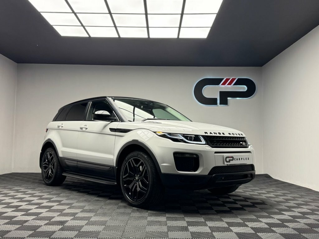 Land Rover Range Rover Evoque 2L Se Tech RY66NKJ White #4