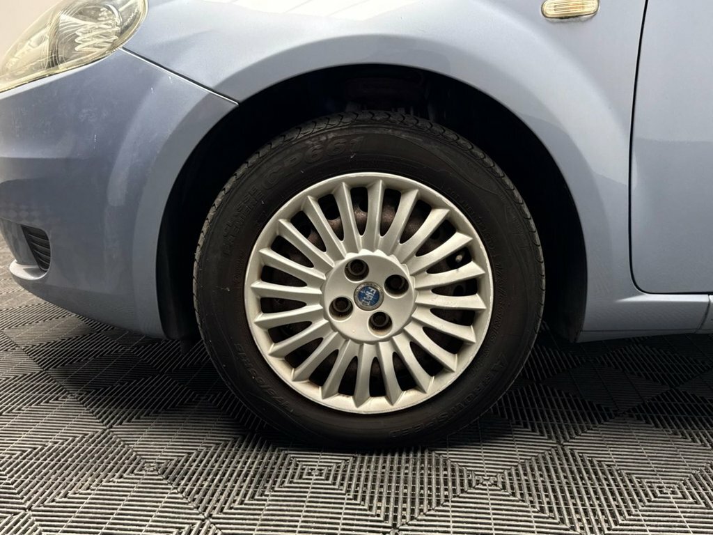 Fiat Grande Punto Hatchback Jtd Active 2007 Grey #42