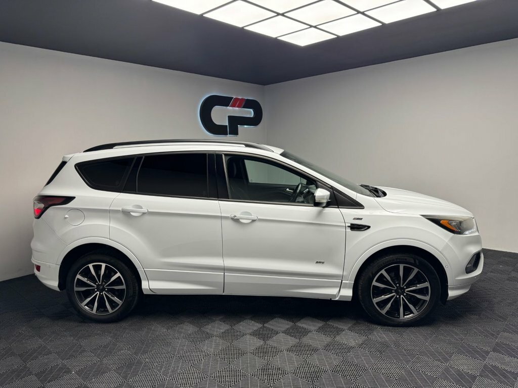 Ford Kuga 2L St-line AMZ1246 White #5