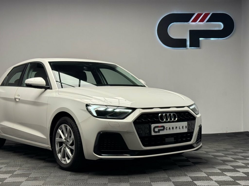 Audi A1 1L Sport DF69AHA White #5