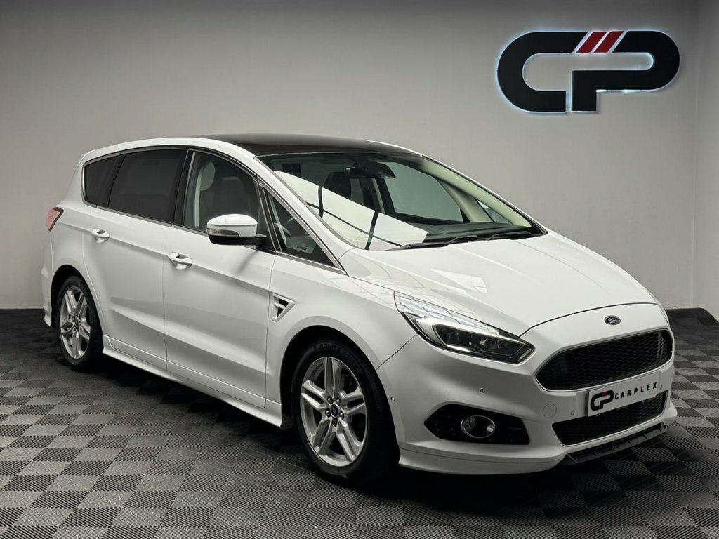 Ford S-Max 2L Titanium Sport White