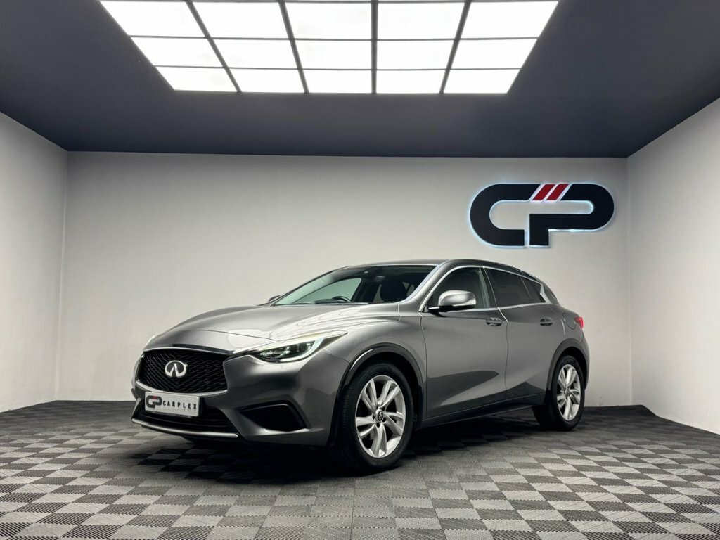 Infiniti Q30 1.6L Se Grey #6