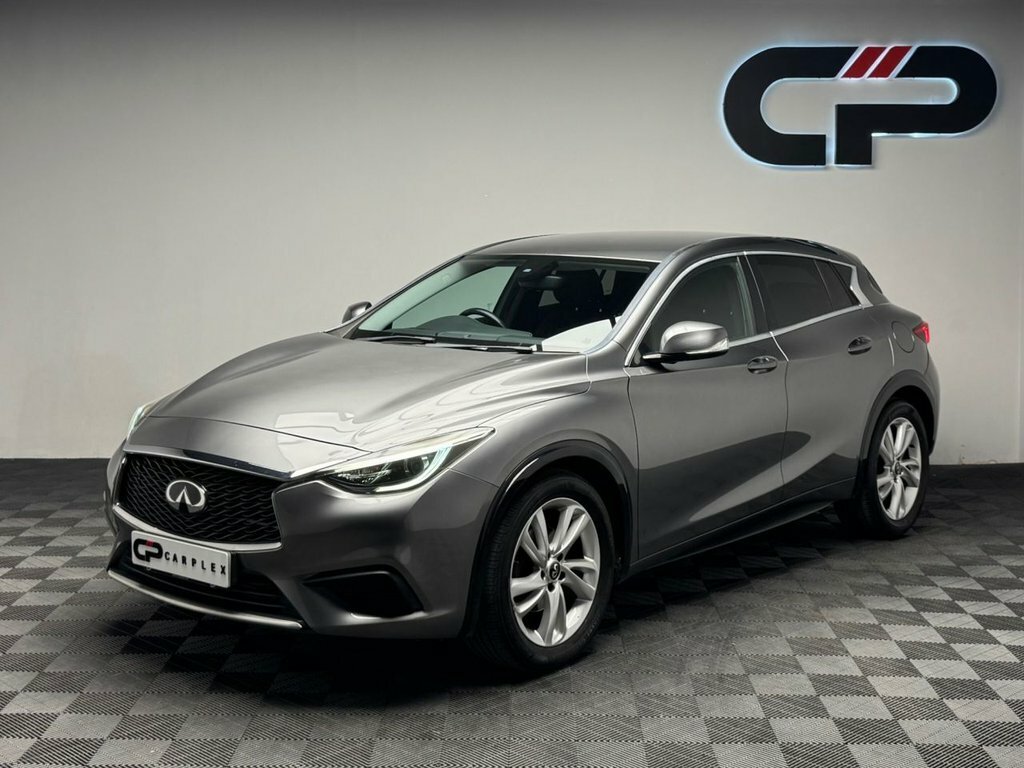 Infiniti Q30 Hatchback 2.0 Grey #7