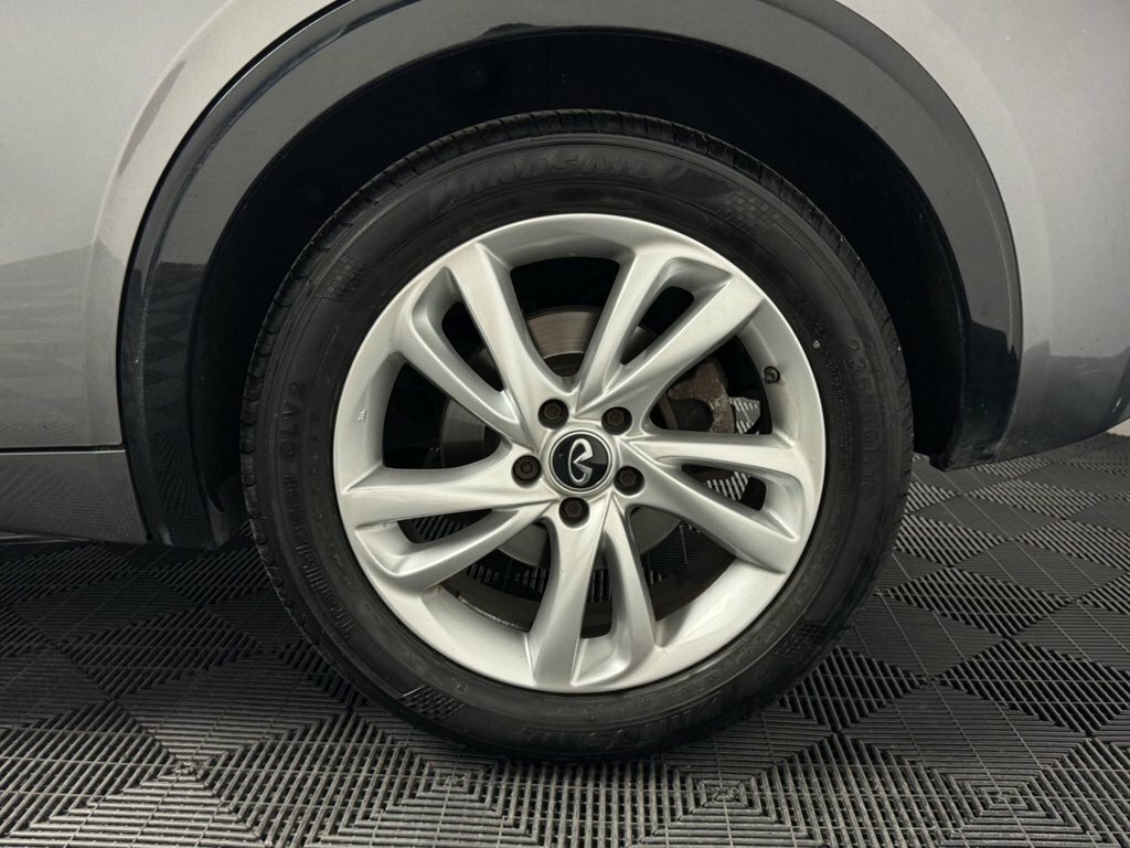 Infiniti Q30 Hatchback 2.0 Grey #45