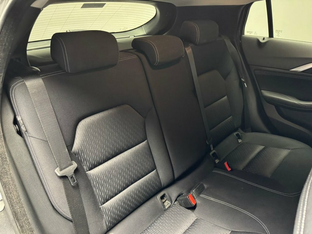 Infiniti Q30 Hatchback 2.0 Grey #19