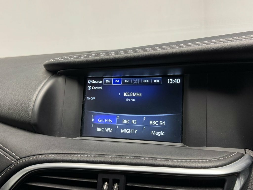 Infiniti Q30 Hatchback 2.0 Grey #23