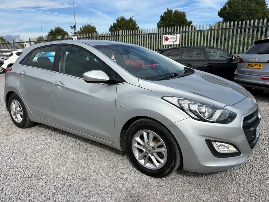 Hyundai I30 1.6 Crdi Blue Drive Se Euro 6 Ss 