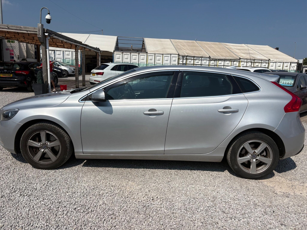 Volvo V40 2.0 D4 Se Nav Euro 6 Ss #6