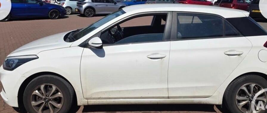 Hyundai I20 1.2 Se Launch Edition Euro 6 Ss  #2