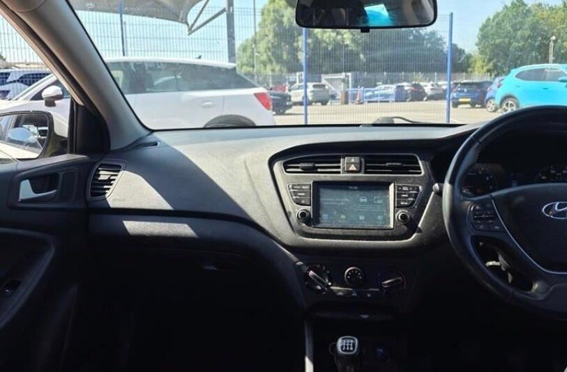 Hyundai I20 1.2 Se Launch Edition Euro 6 Ss  #6