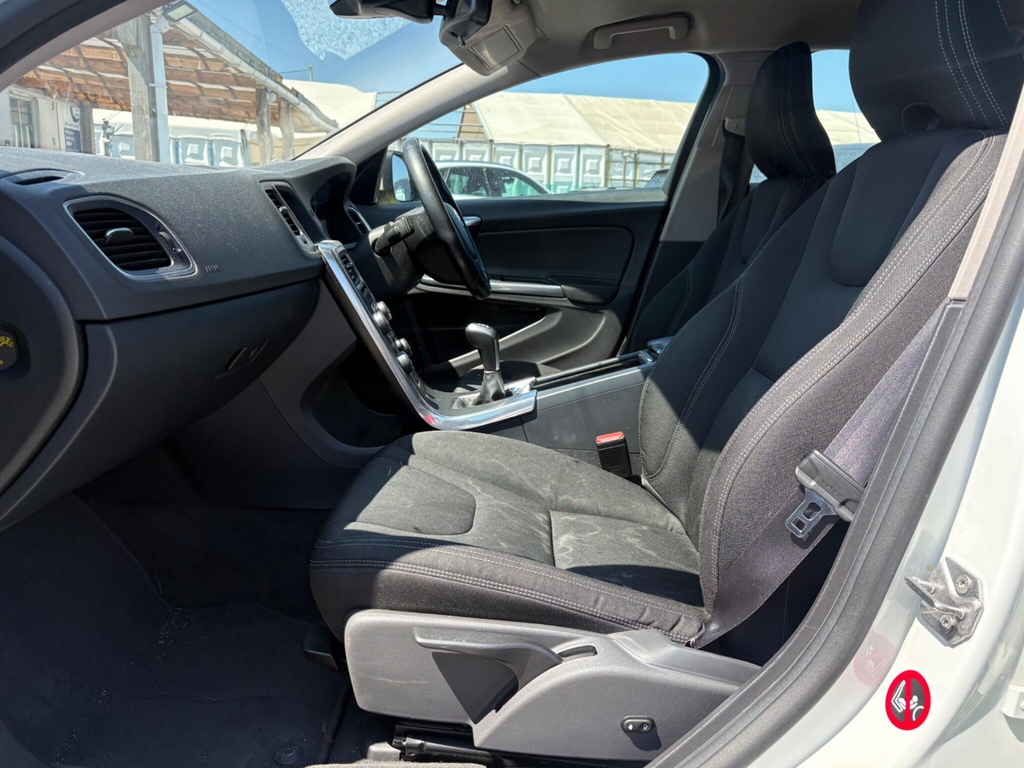 Volvo V60 D5 Twin Engine Grey #13