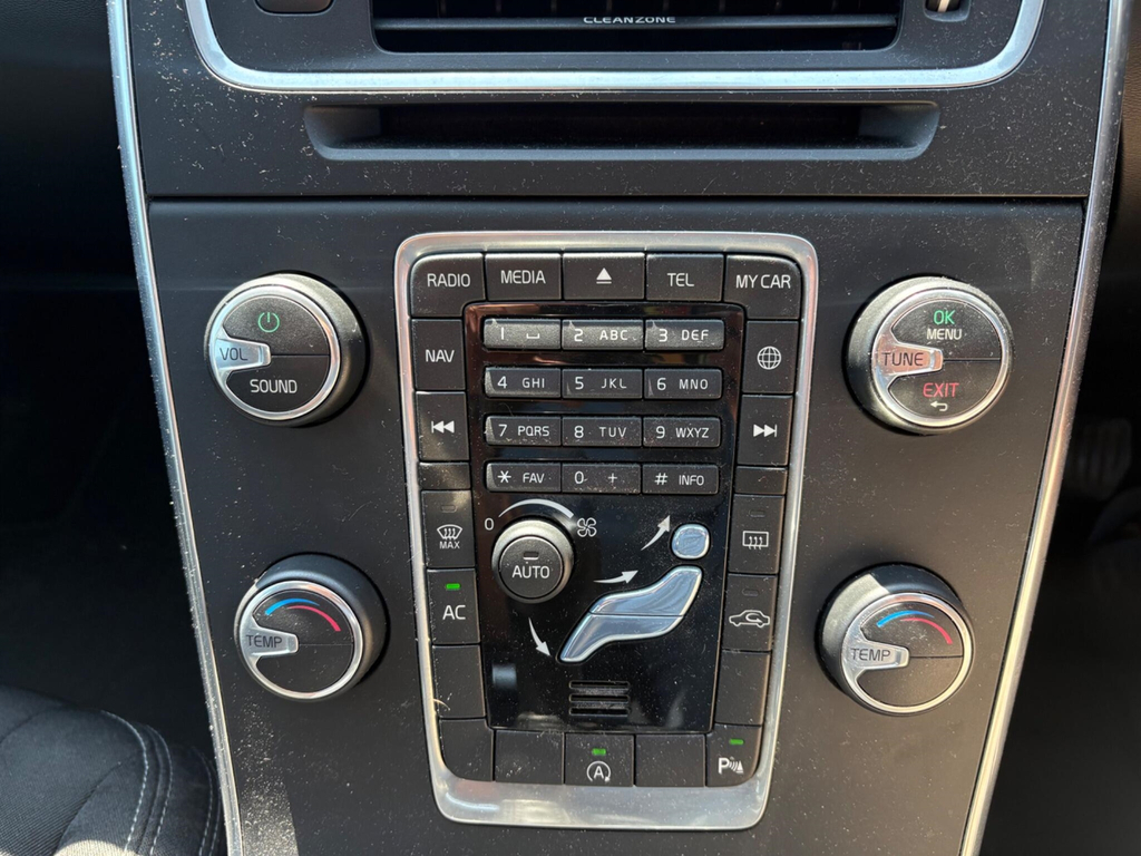 Volvo V60 D5 Twin Engine Grey #28