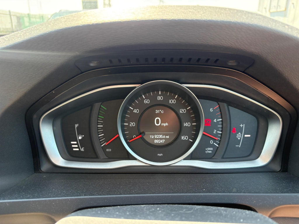 Volvo V60 D5 Twin Engine Grey #22