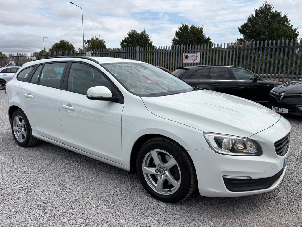 Volvo V60 2.0 D4 Business Edition Euro 6 Ss White