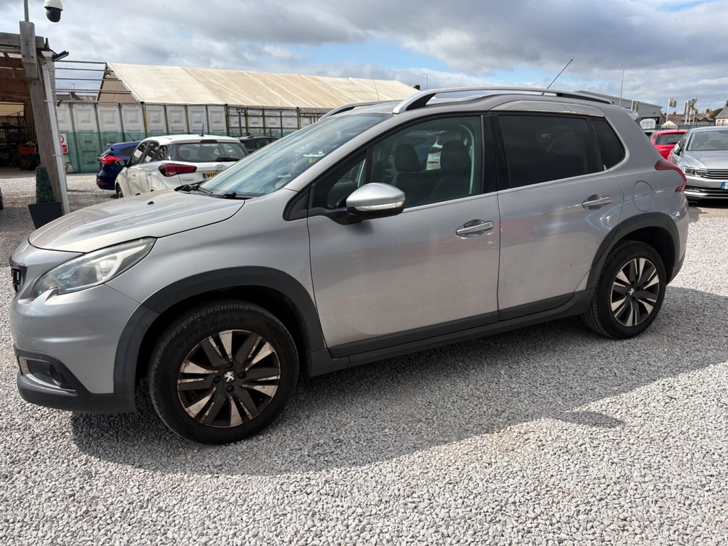 Peugeot 2008 1.2 Puretech Allure Euro 6  #6