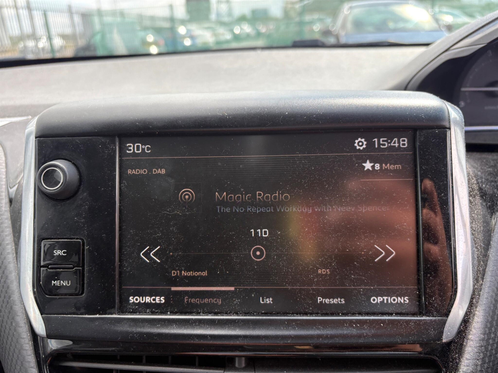 Peugeot 2008 Allure Black #22