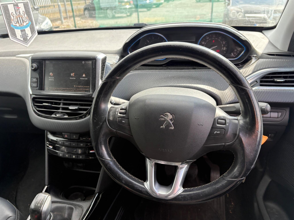 Peugeot 2008 Allure Black #28