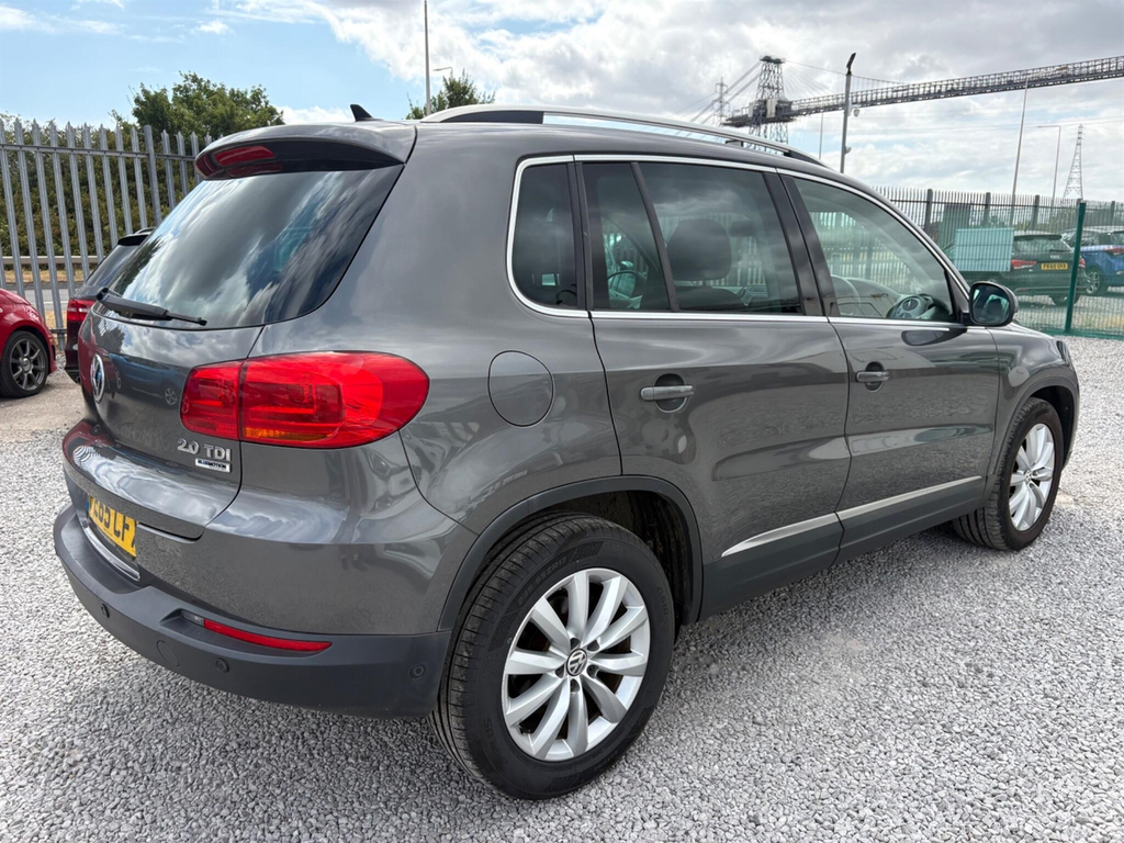 Volkswagen Tiguan 2.0 Tdi Bluemotion Tech White #11