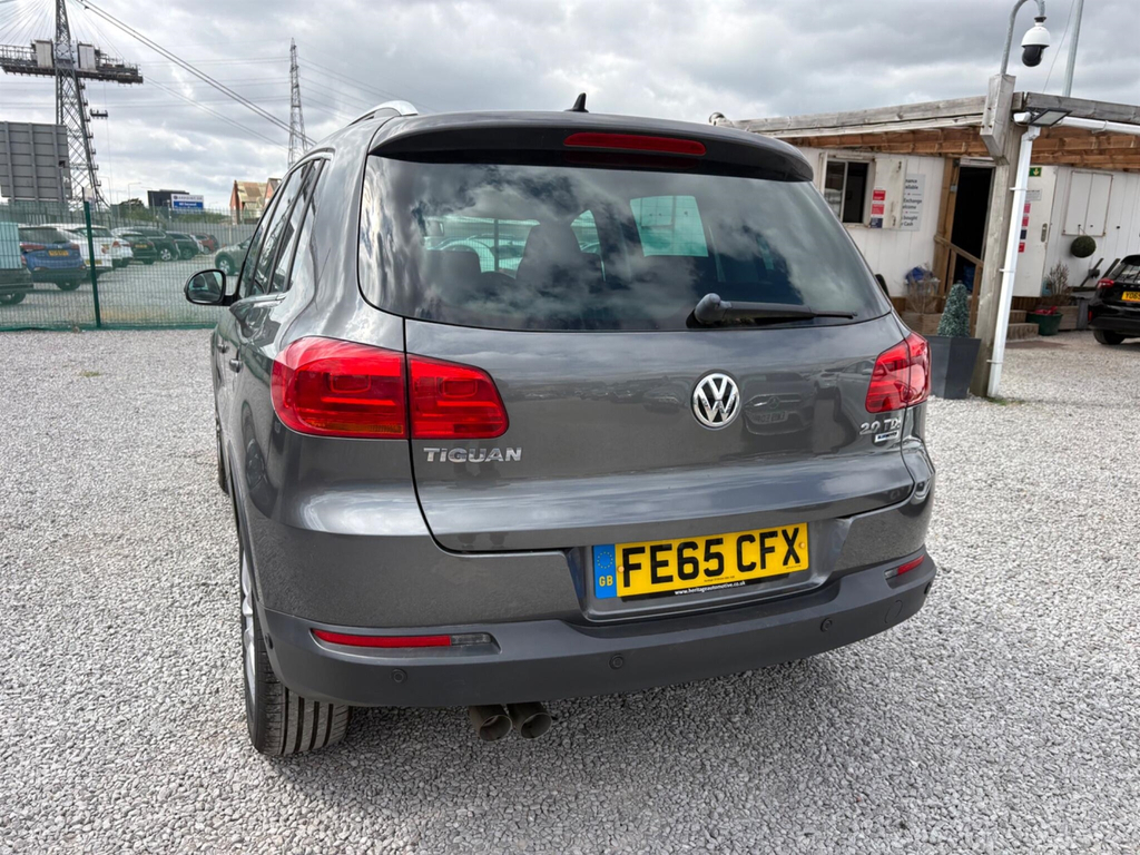 Volkswagen Tiguan 2.0 Tdi Bluemotion Tech White #7