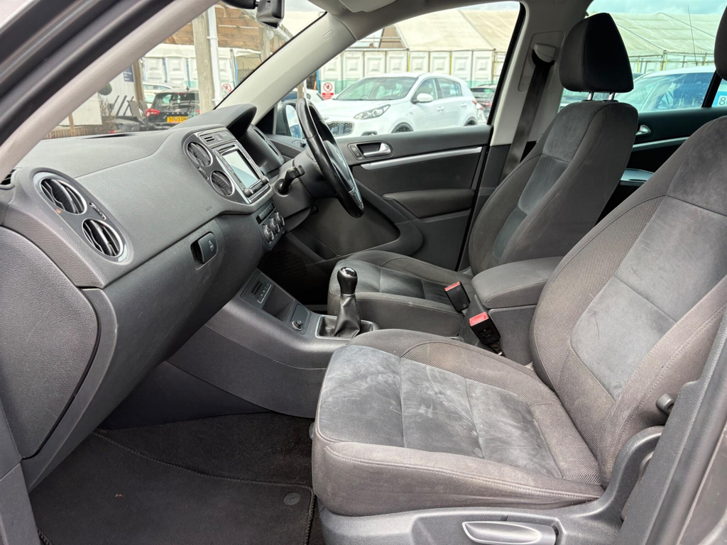 Volkswagen Tiguan 2.0 Tdi Bluemotion Tech White #13