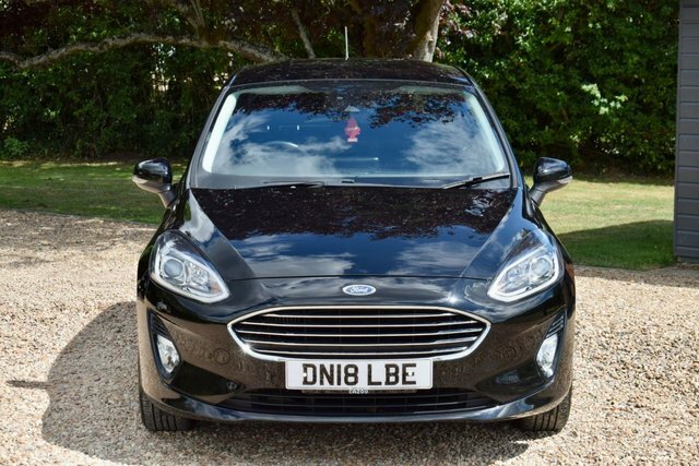 Ford Fiesta 1.0T Ecoboost Titanium Hatchback Black #2