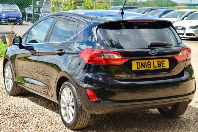 Ford Fiesta 1.0T Ecoboost Titanium Hatchback Black #5