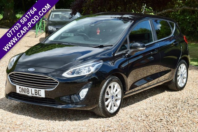 Ford Fiesta 1.0T Ecoboost Titanium Hatchback Black #3