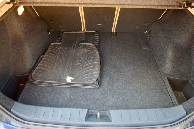 BMW X1 Hatchback White #9