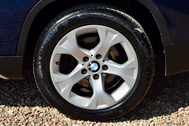 BMW X1 Hatchback White #17
