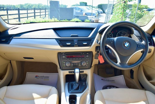 BMW X1 Hatchback White #36