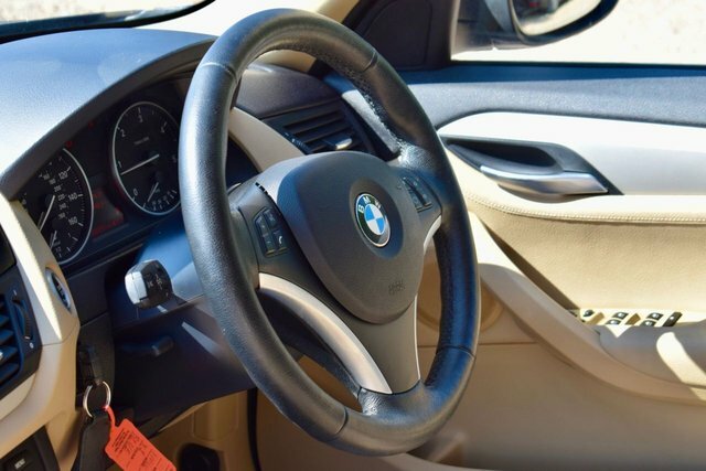 BMW X1 Hatchback White #35