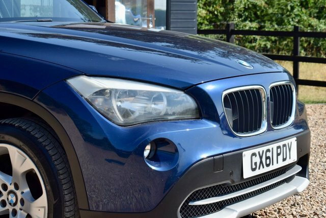 BMW X1 Hatchback White #12