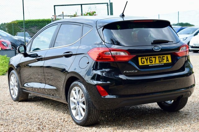 Ford Fiesta Ecoboost Titanium Hatchback Black #5