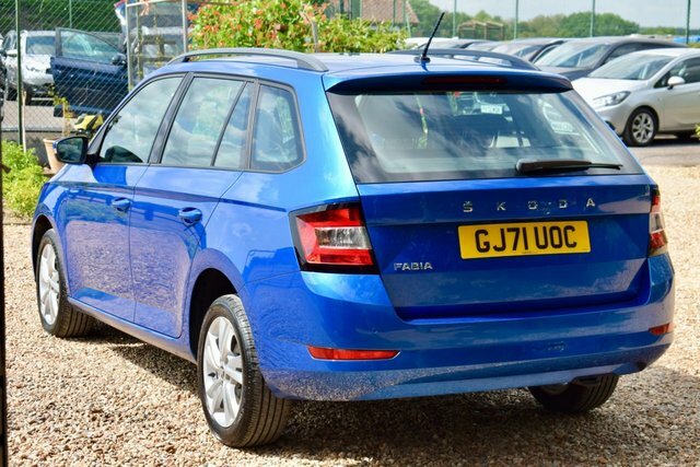 Skoda Fabia Tsi Se Estate Blue #4
