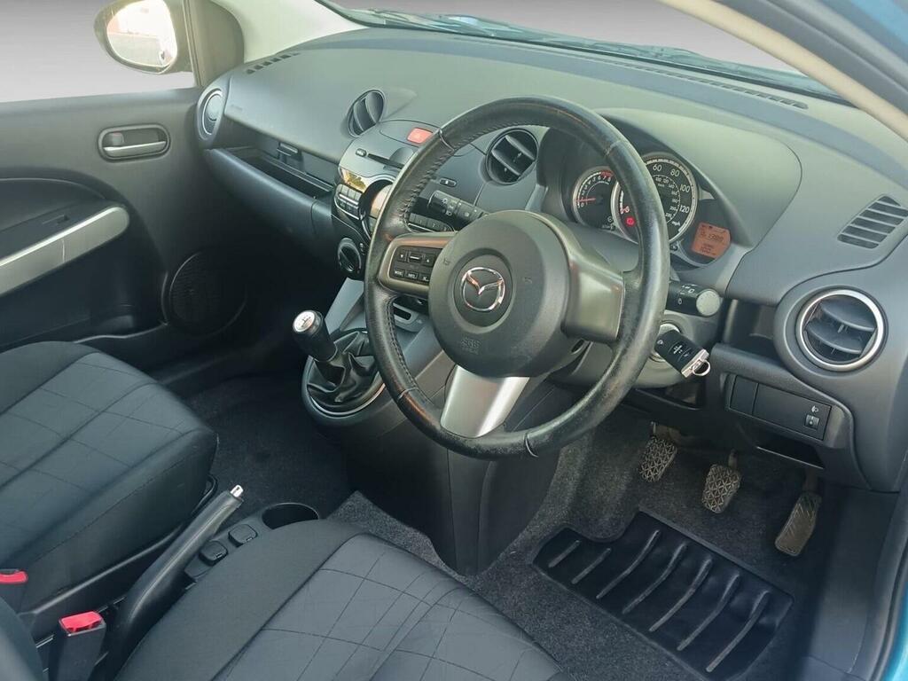 Mazda 2 1.3L Venture Red #9