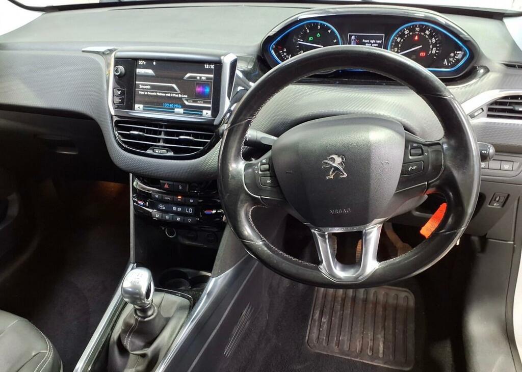 Peugeot 2008 1.6 E-hdi Allure Euro 5 Ss DL63SXG White #5