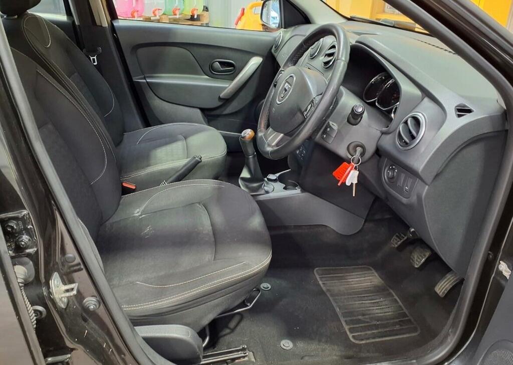 Dacia Sandero Laureate Black #6