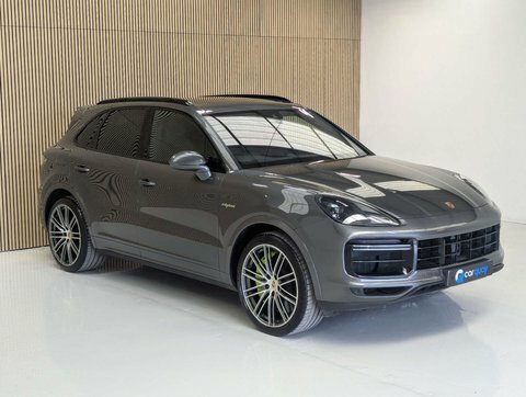 Porsche Cayenne 4.0 Cayenne T Grey #3