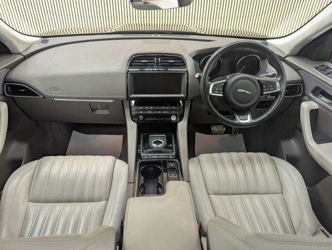 Jaguar F-Pace 2.0 F-pace Portfolio