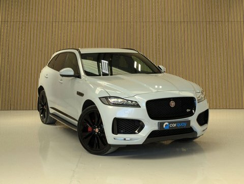 Jaguar F-Pace 3.0 D300 V6