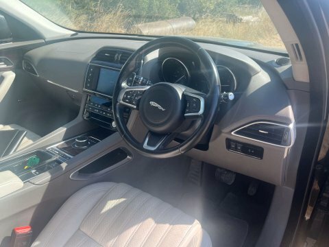 Jaguar F-Pace 2.0 F-pace Portfolio SF67NHX #2