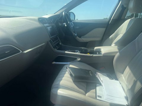 Jaguar F-Pace 2.0 F-pace Portfolio SF67NHX #4