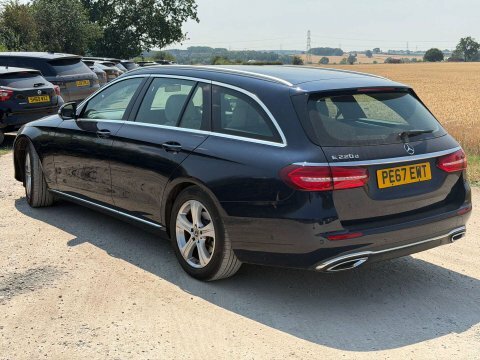 Mercedes-Benz E Class 2.0 E 220  #4