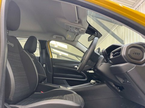 Jeep Avenger 115Kw Summit 54Kwh Black #42