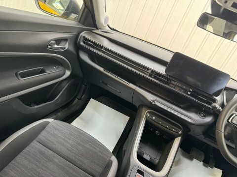Jeep Avenger 115Kw Summit 54Kwh Black #59