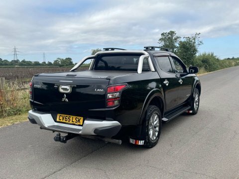 Mitsubishi L200 2.4 L200 Barbarian  #5
